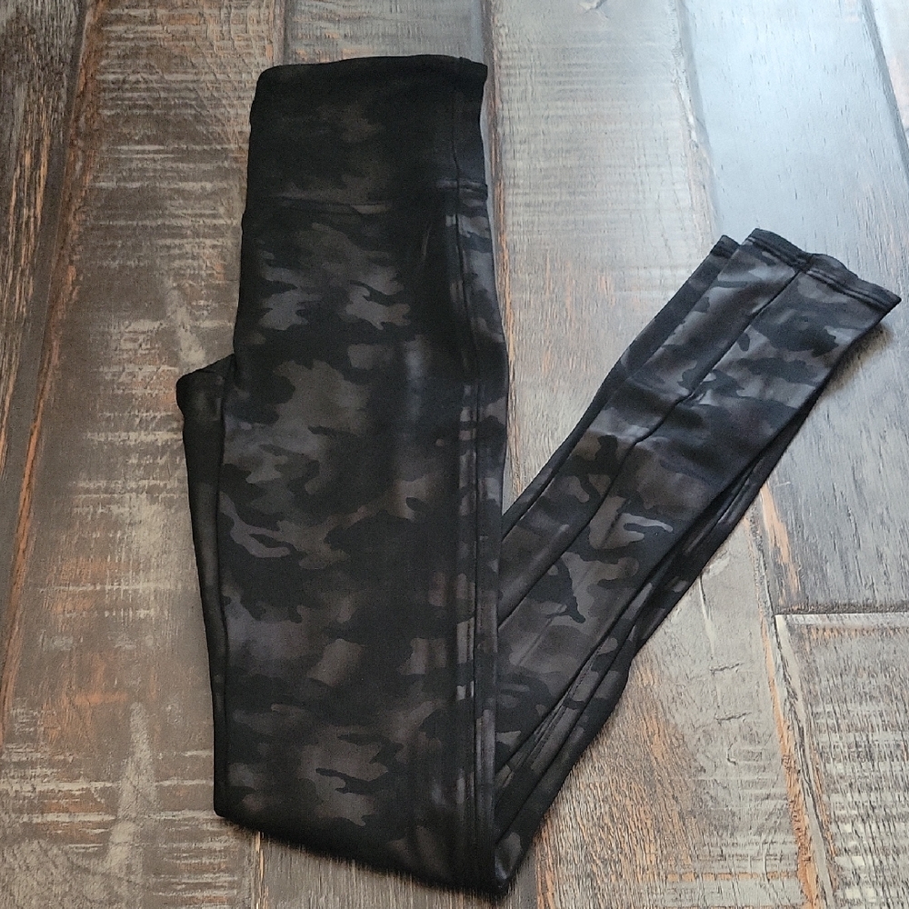 Black Camouflage Womens Leggings